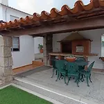 Orion Guest Casais Villa