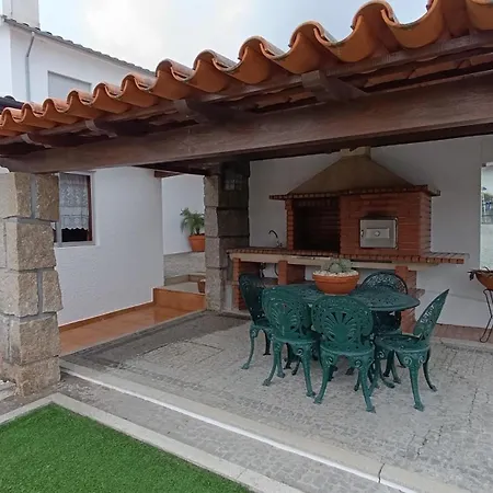 Orion Guest Casais Villa