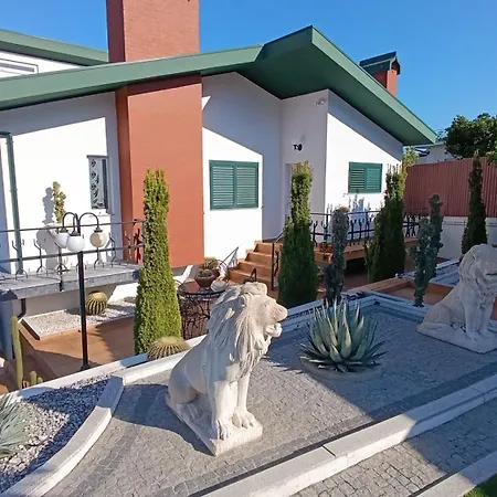 Villa Orion Guest Casais