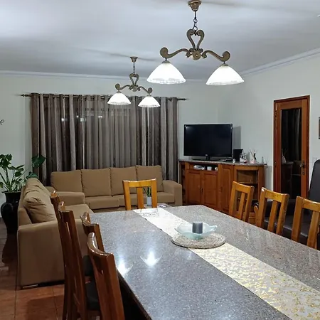 Orion Guest Casais *