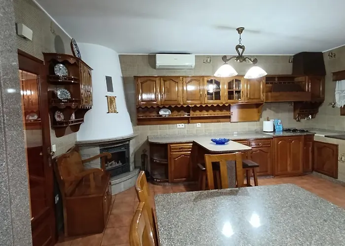 Orion Guest Casais Villa *