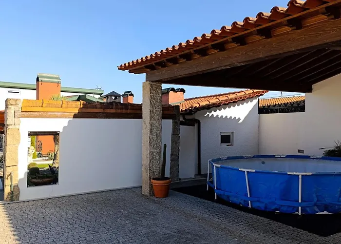 Orion Guest Casais Villa